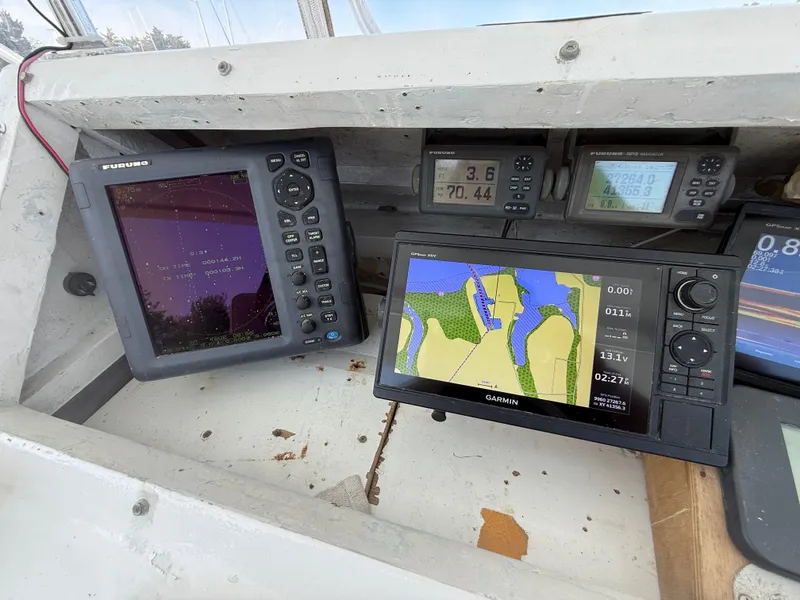 Slide: The Image of Custom Carolina Buddy Harris 44 Sport Fish 1983 - 7