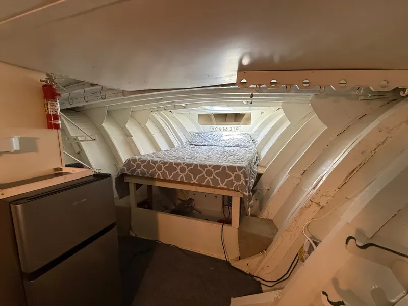 Slide: The Image of Custom Carolina Buddy Harris 44 Sport Fish 1983 - 8