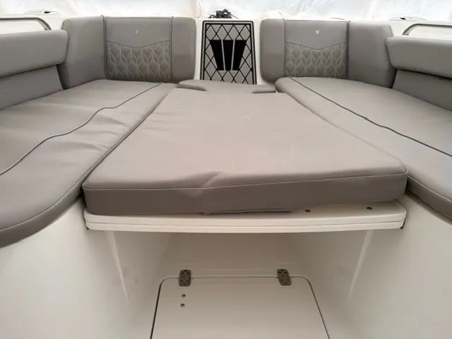 Slide: The Image of Wellcraft Scarab Offshore 2020 - 12