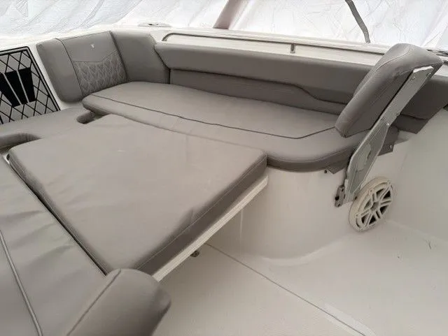 Slide: The Image of Wellcraft Scarab Offshore 2020 - 14