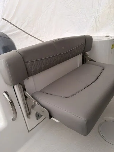 Slide: The Image of Wellcraft Scarab Offshore 2020 - 17