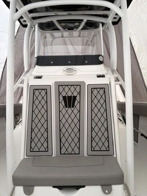 Slide: The Image of Wellcraft Scarab Offshore 2020 - 6