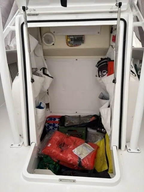 Slide: The Image of Wellcraft Scarab Offshore 2020 - 8