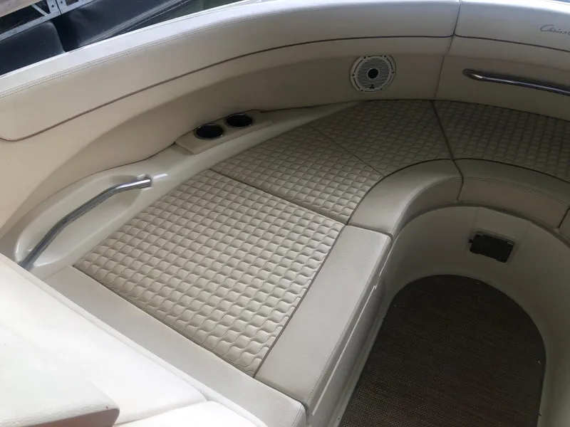 Slide: The Image of Chris-Craft Launch 31 GT 2020 - 62