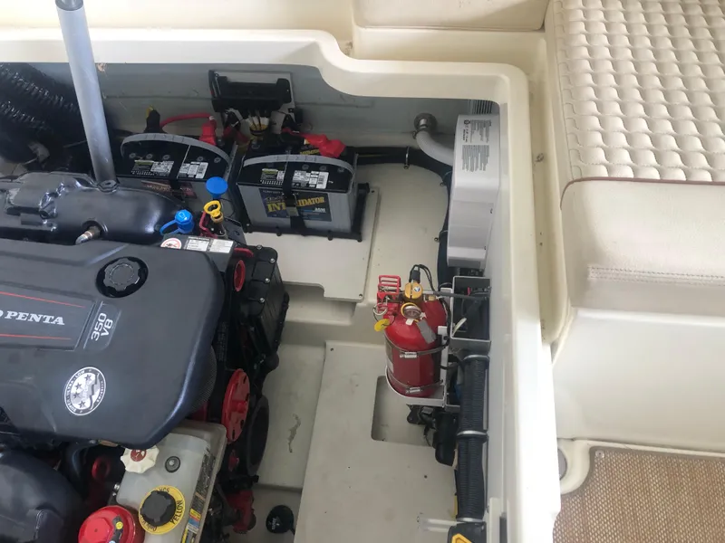 Slide: The Image of Chris-Craft Launch 31 GT 2020 - 69