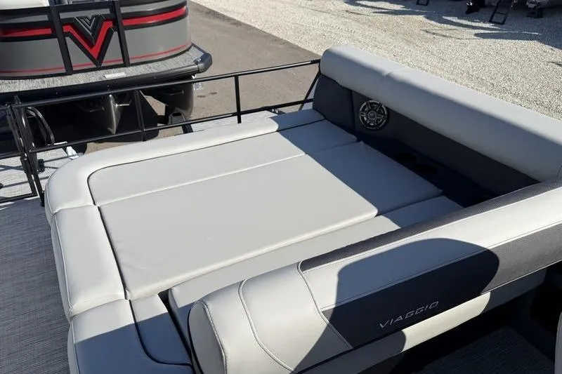 Slide: The Image of 2026 Viaggio Lago V22S pontoon boat with spacious seating and sleek design. - 9