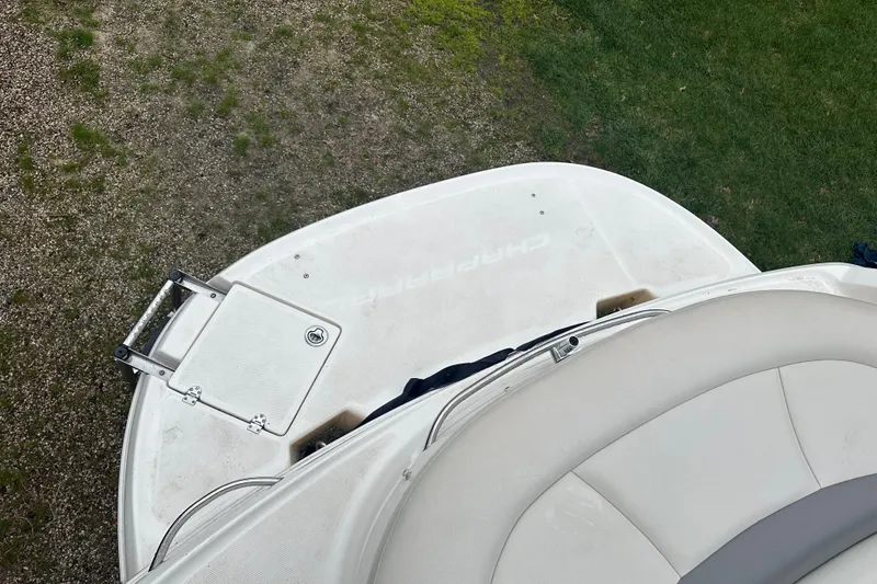 Slide: The Image of Chaparral Sunesta 216 boat rear, 2005 model, with seating area and swim platform. - 22