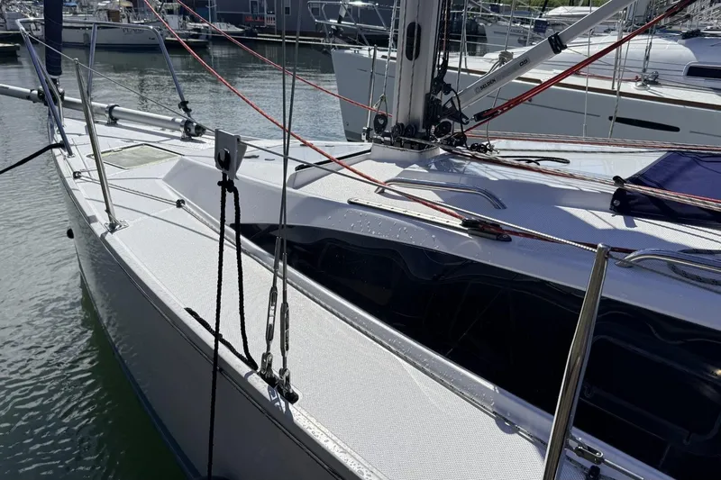 Slide: The Image of 2016 Catalina 275 Sport sailboat docked in marina. - 11