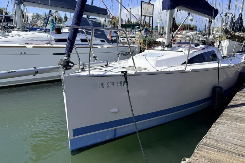 Slide: The Image of 2016 Catalina 275 Sport sailboat docked in harbor. - 9