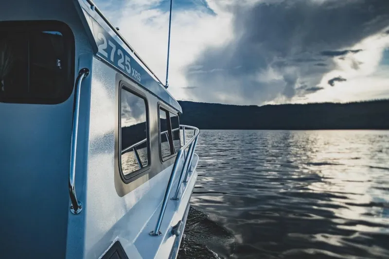 Slide: The Image of Kingfisher 2725 XRS 2026 - 20