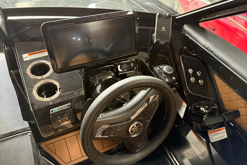 Slide: The Image of Yamaha 275SD 2026 - 12