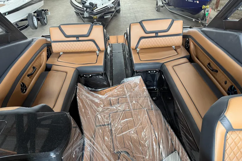 Slide: The Image of Yamaha 275SD 2026 - 8