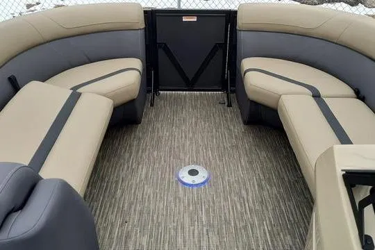 Slide: The Image of Interior of 2026 Viaggio x22u with beige seating. - 11