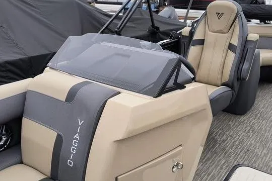 Slide: The Image of Viaggio x22u 2026 boat with luxurious cockpit design. - 16