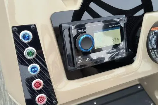 Slide: The Image of Viaggio x22u 2026 dashboard featuring Clarion stereo and control buttons. - 7