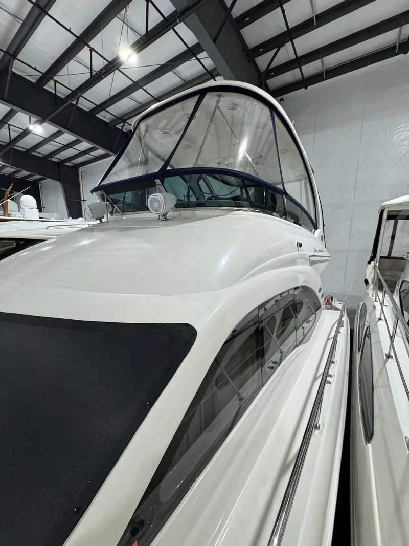 Slide: The Image of Sea Ray 500 Sedan Bridge 2005 - 4