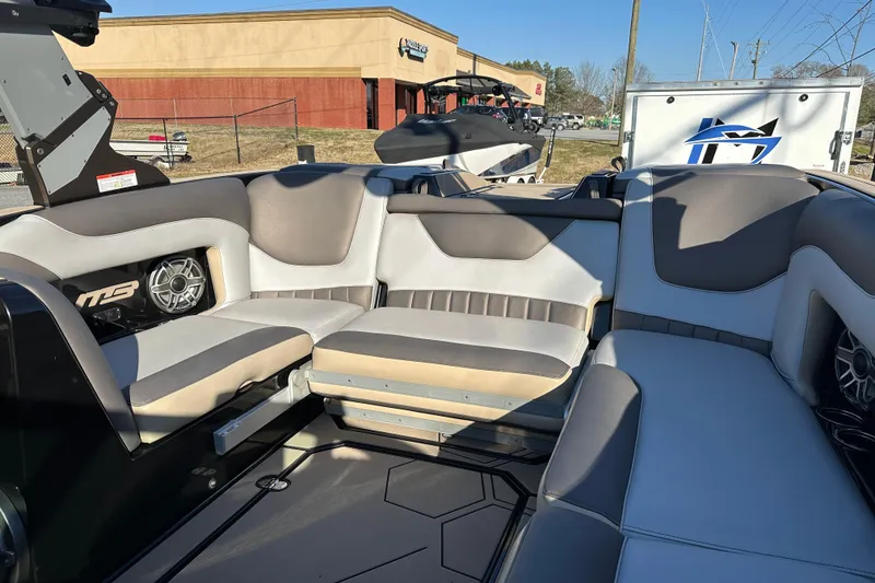 Slide: The Image of MB F22 Tomcat Alpha 2022 - 14