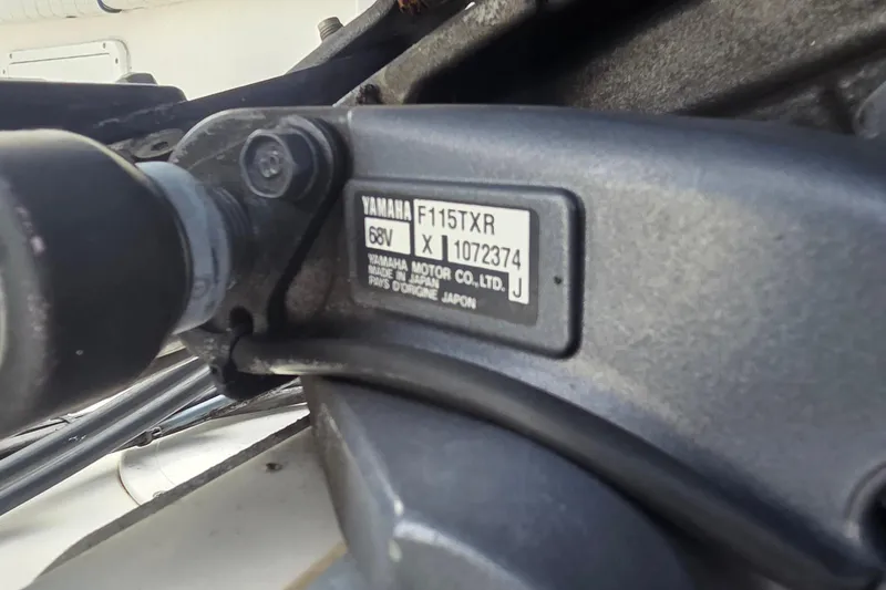 Slide: The Image of Yamaha F115TXR engine on 2008 Clearwater 2300 Center Console. - 17