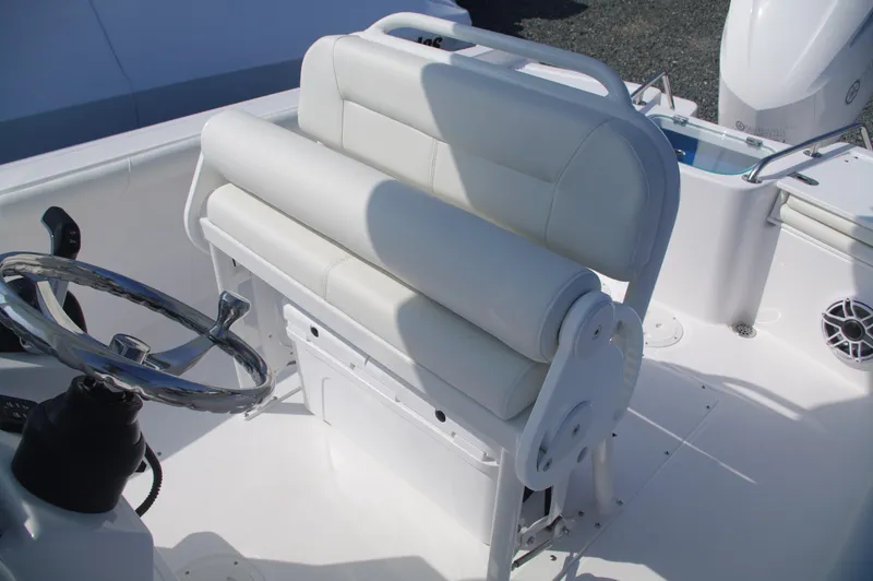 Slide: The Image of Interior view of 2023 Everglades 235 Center Console boat. - 19