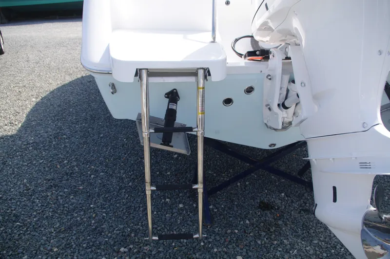 Slide: The Image of Everglades 235 Center Console 2023 with retractable swim ladder. - 5
