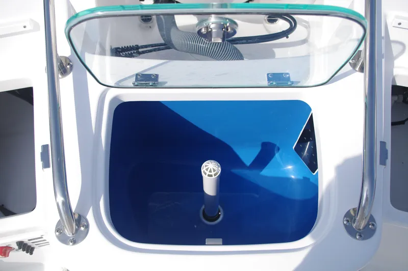 Slide: The Image of Everglades 235 Center Console 2023 with open livewell. - 9