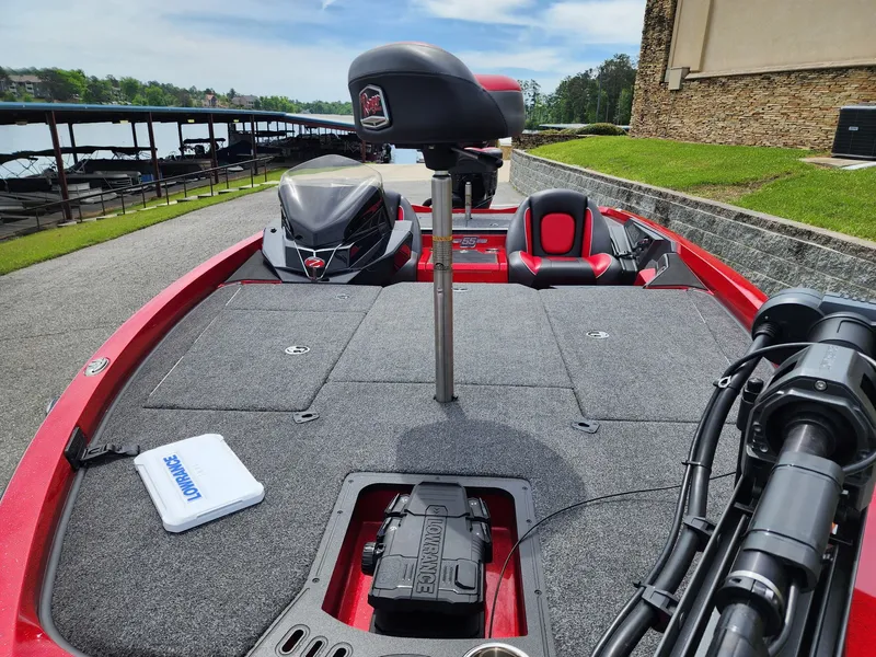 Slide: The Image of Ranger Z518 2023 - 10