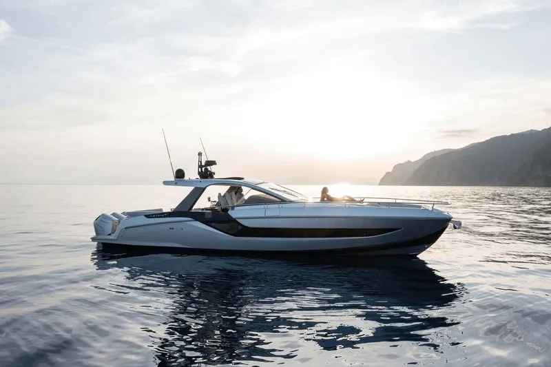 Slide: The Image of Azimut Verve 48 2024 - 24