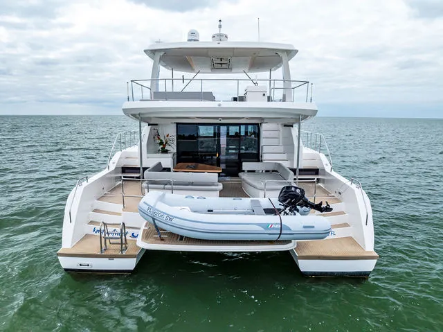 Slide: The Image of Leopard 53 Powercat 2021 - 24