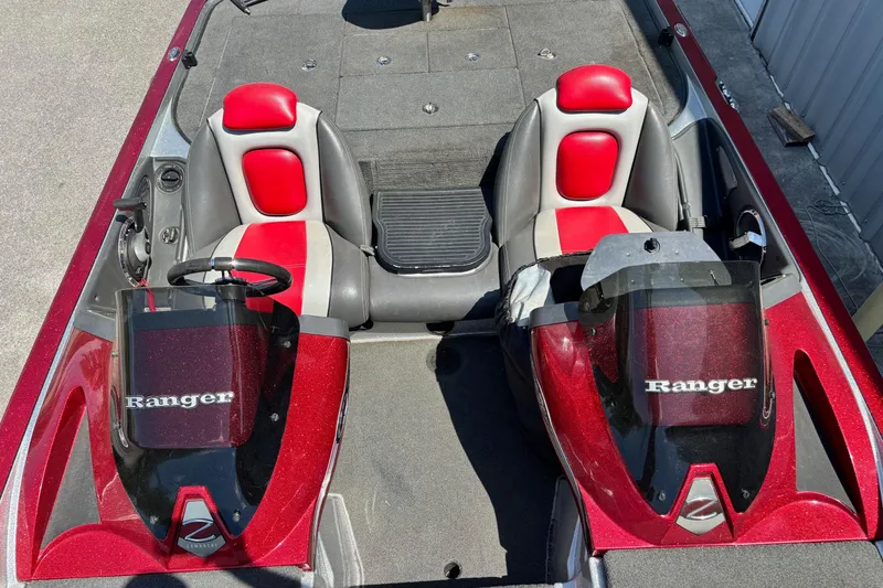 Slide: The Image of Ranger Z522 Comanche 2015 - 9