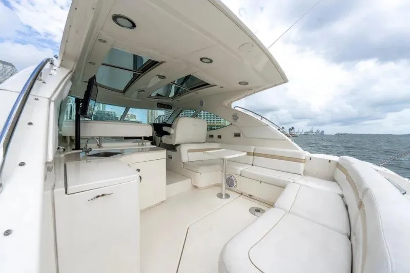 Slide: The Image of Luxurious 2009 Sea Ray 43 Sundancer yacht interior with spacious seating and modern amenities. - 44