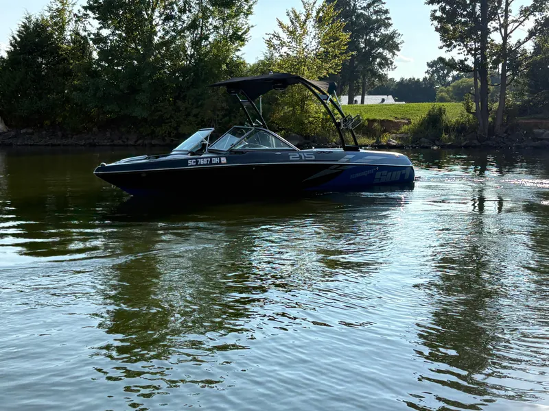 Slide: The Image of Sanger Ski Boats V215 2016 - 5
