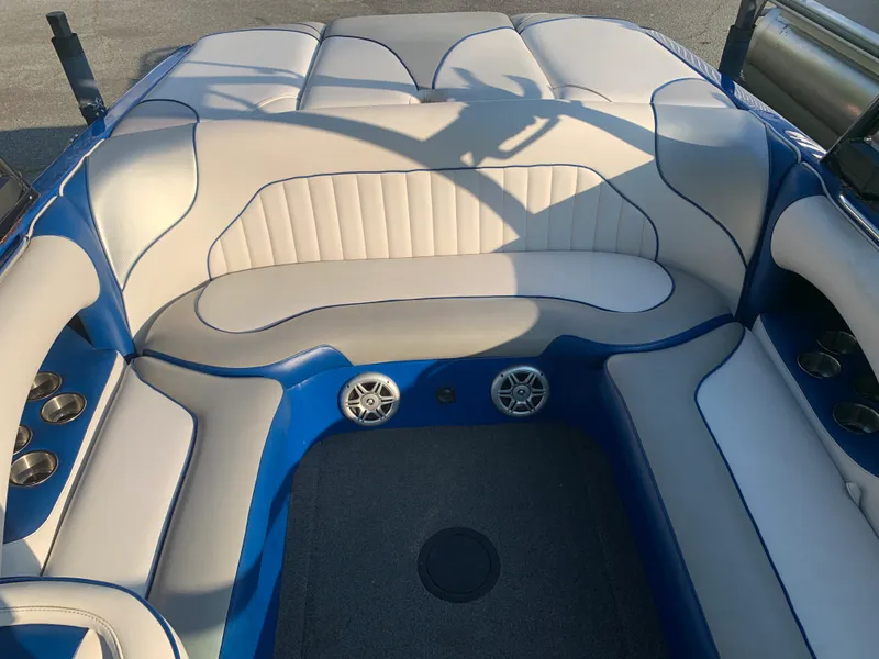 Slide: The Image of Sanger Ski Boats V215 2016 - 15