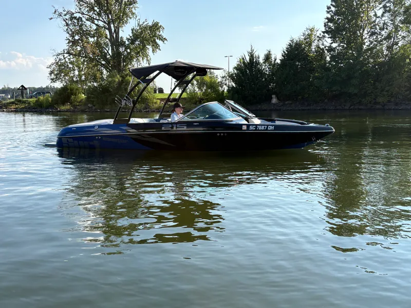 The Image of Sanger Ski Boats V215 2016 - 0