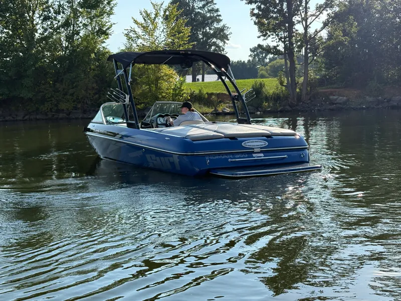 Slide: The Image of Sanger Ski Boats V215 2016 - 3