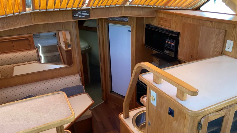 Slide: The Image of Chris-Craft 427 Catalina 1989 - 26