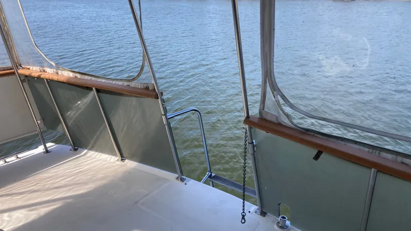 Slide: The Image of Chris-Craft 427 Catalina 1989 - 5