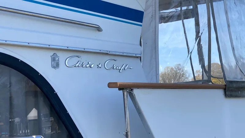 Slide: The Image of Chris-Craft 427 Catalina 1989 - 9