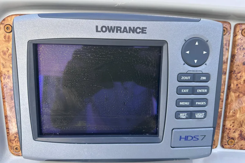 Slide: The Image of Lowrance HDS-7 marine GPS system on 2006 Formula 280 Bowrider boat dashboard. - 15