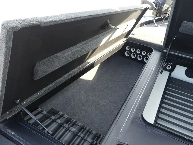 Slide: The Image of Skeeter ZX250 2017 - 24