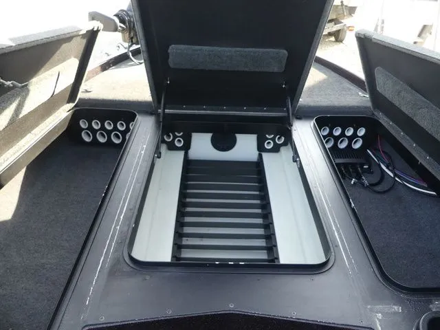 Slide: The Image of Skeeter ZX250 2017 - 25