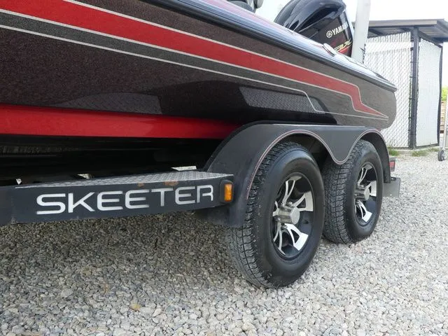 Slide: The Image of Skeeter ZX250 2017 - 4