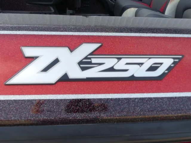 Slide: The Image of Skeeter ZX250 2017 - 5