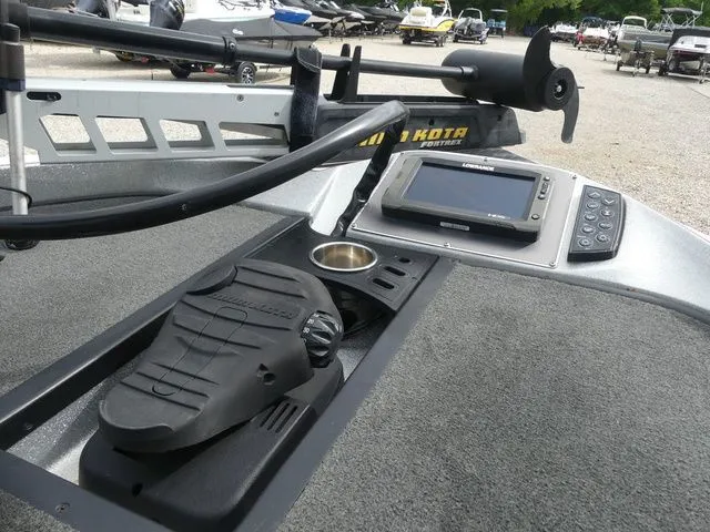 Slide: The Image of Ranger Z520 Comanche 2015 - 20