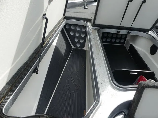 Slide: The Image of Ranger Z520 Comanche 2015 - 22