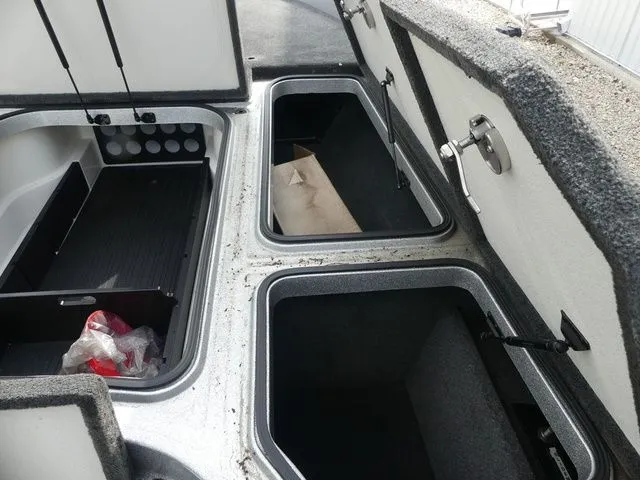 Slide: The Image of Ranger Z520 Comanche 2015 - 23