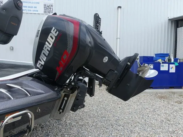 Slide: The Image of Ranger Z520 Comanche 2015 - 9