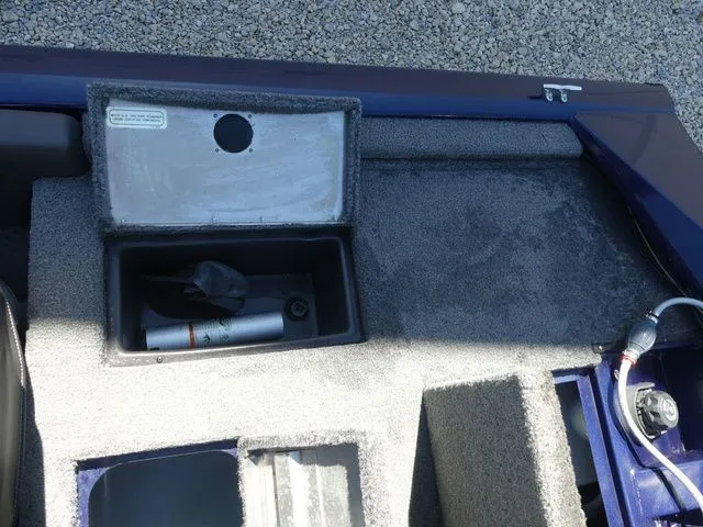 Slide: The Image of Tracker Pro 175 TF 2019 - 13