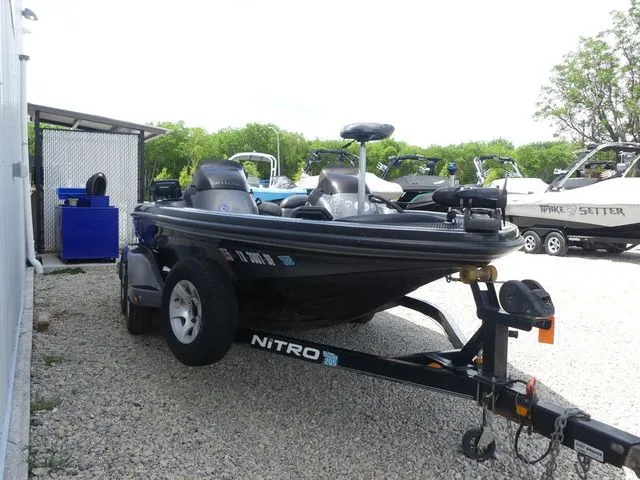 Slide: The Image of Nitro 901 CDX 2003 - 4