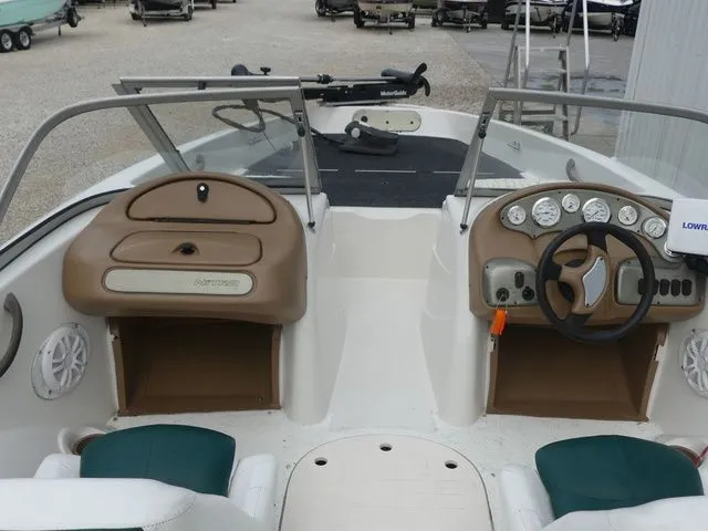 Slide: The Image of Tracker 288 Sport 2007 - 11