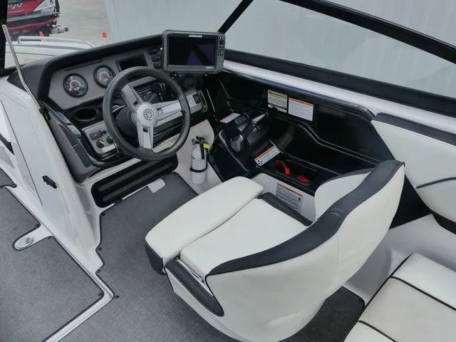 Slide: The Image of Yamaha AR210 2019 - 10